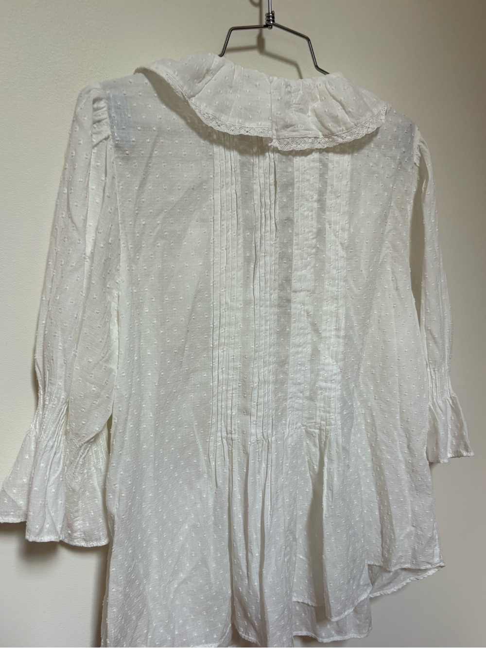 NWOT By Anthropologie Ruffled Pin-Tuck Button-Front Blouse Size Medium - Picture 12 of 13